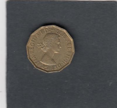 Beschrijving: 3 Pence ELIZABETH II